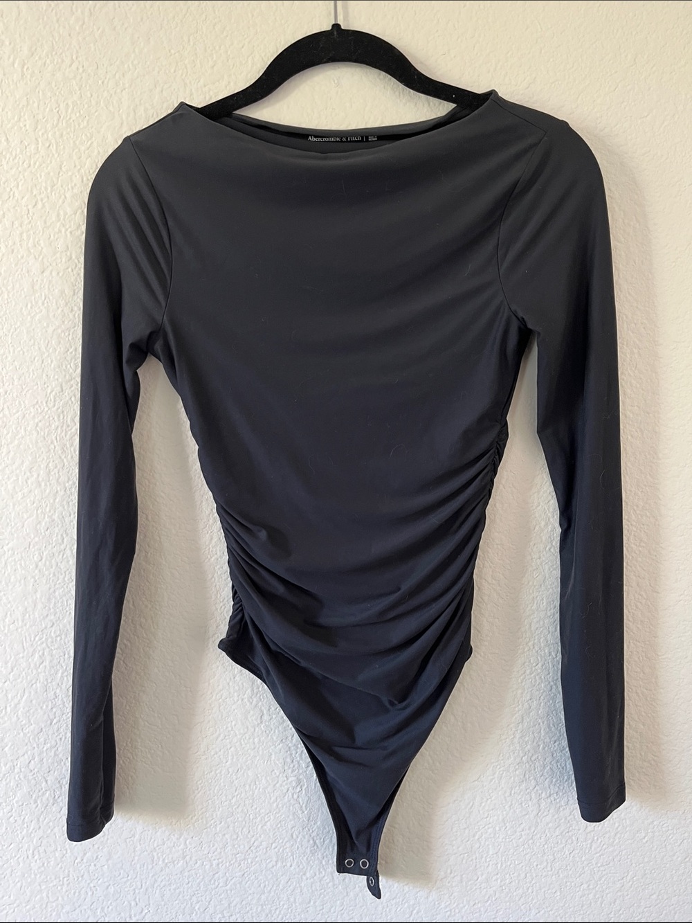 Abercrombie & Fitch Black Long-Sleeve Ruched Bodysuit with Boat Neck